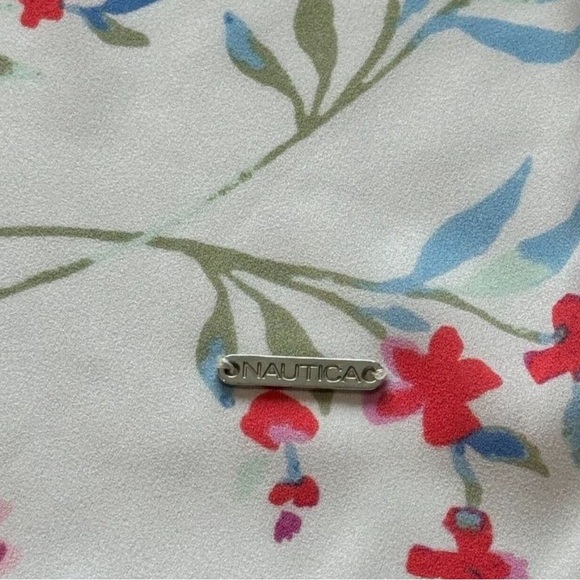 Nautica women’s top. Size XL. Great condition. - Picture 2 of 7